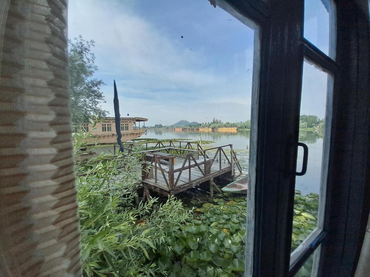 Lakeside Homestay Srinagar Kültér fotó
